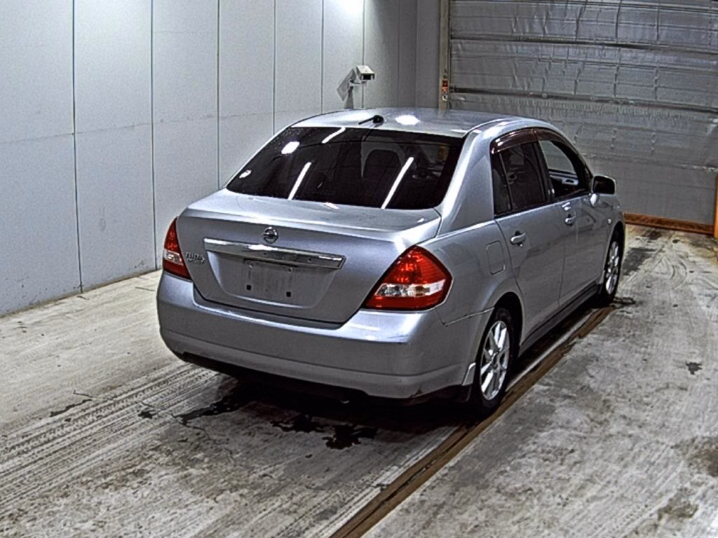 Nissan Tiida Latio