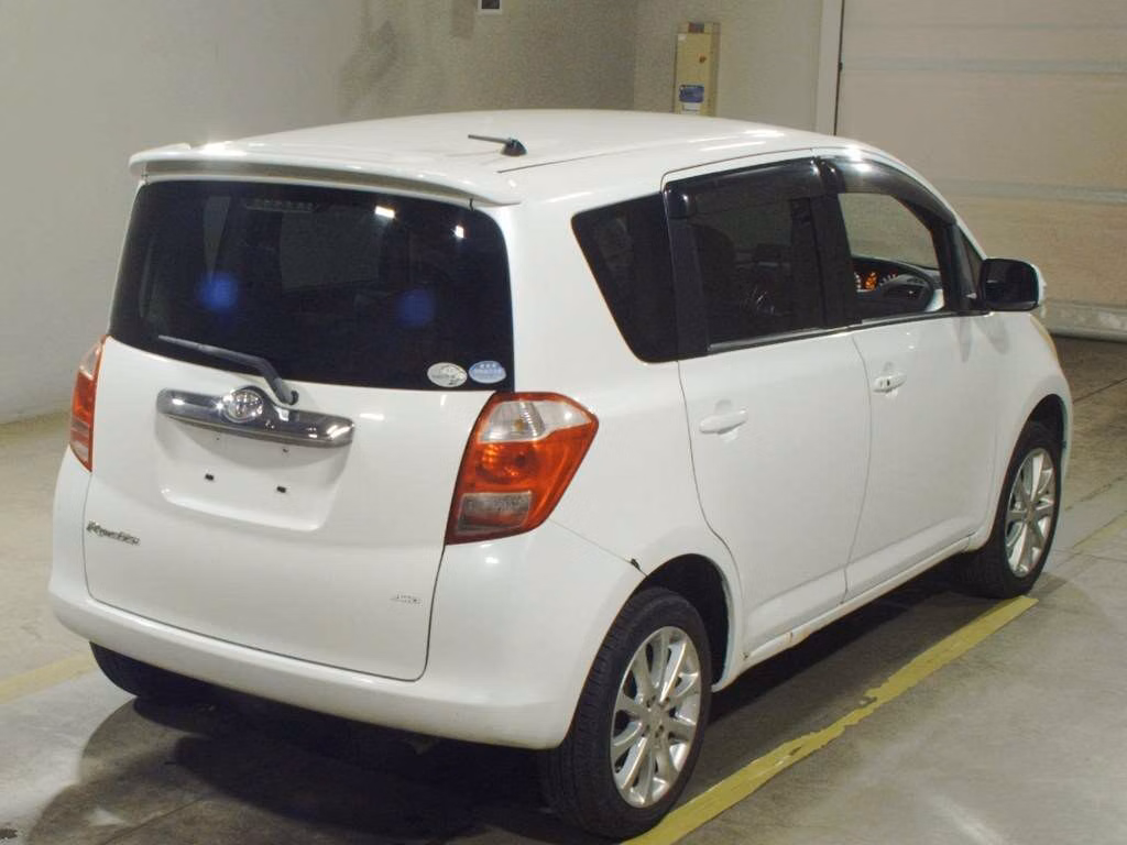 TOYOTA RACTIS