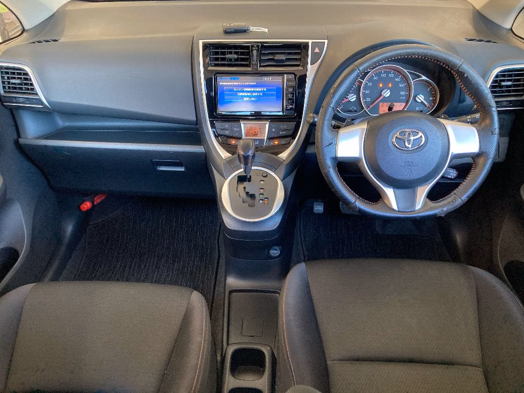 TOYOTA RACTIS