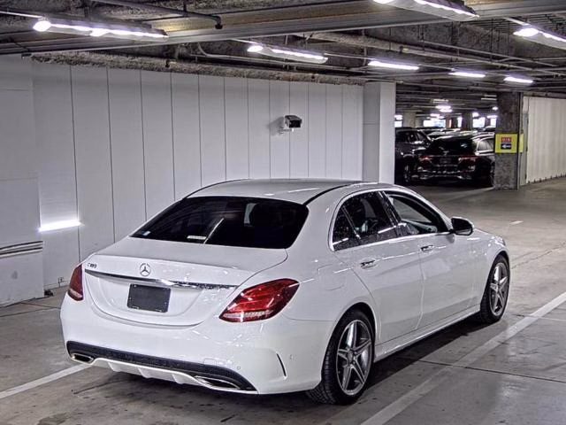 MERCEDES-BENZ C-CLASS