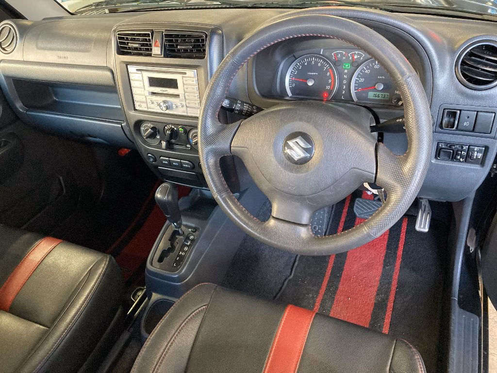 SUZUKI JIMNY