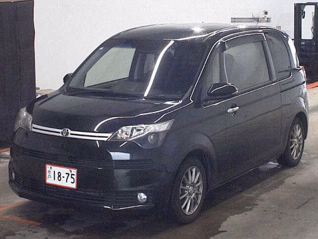TOYOTA SPADE
