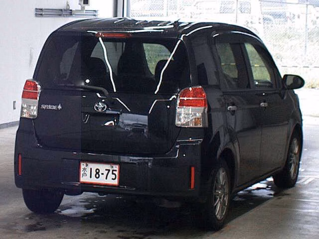 TOYOTA SPADE