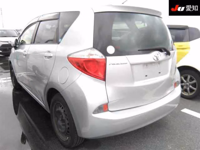 TOYOTA RACTIS