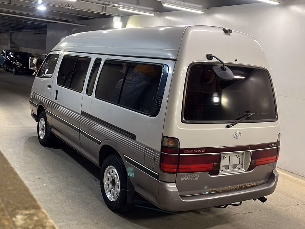 Toyota Hiace