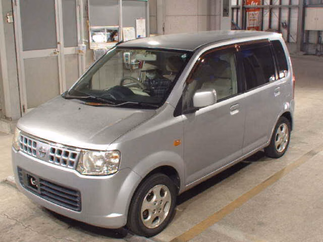 Nissan Otti