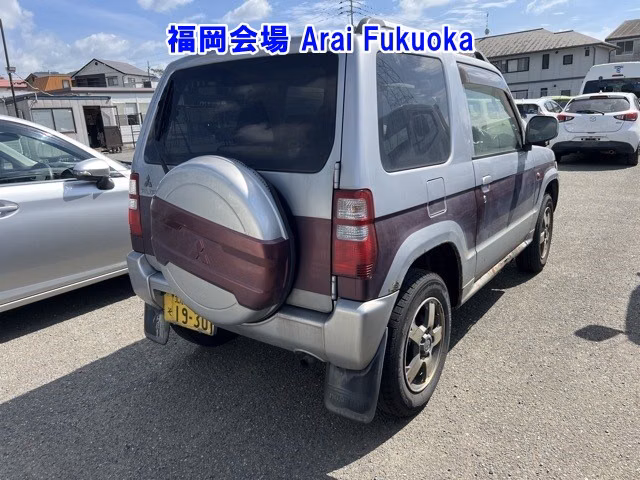 Mitsubishi Pajero Mini