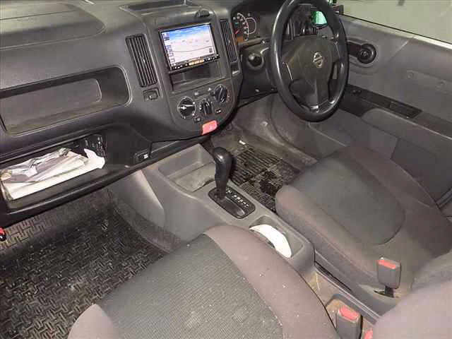 Nissan AD