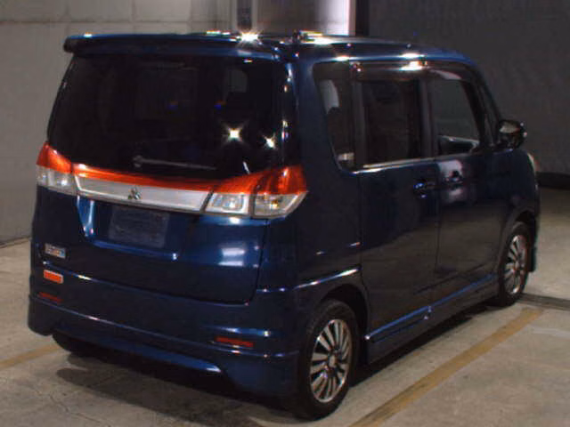 Mitsubishi Delica D:2