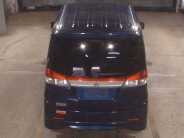 Mitsubishi Delica D:2