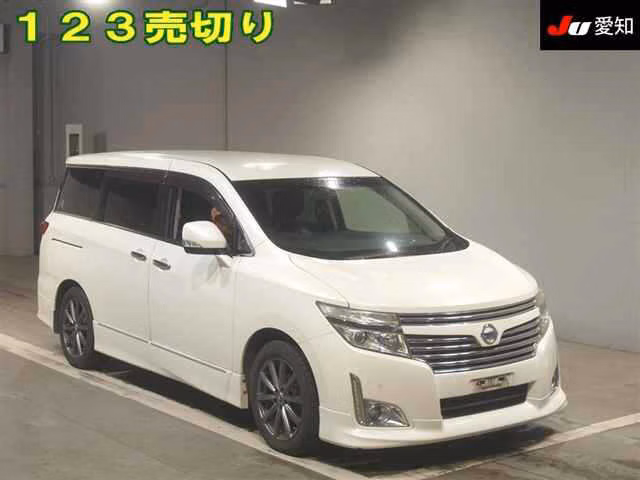 NISSAN ELGRAND