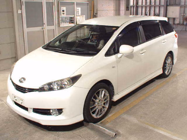 TOYOTA WISH