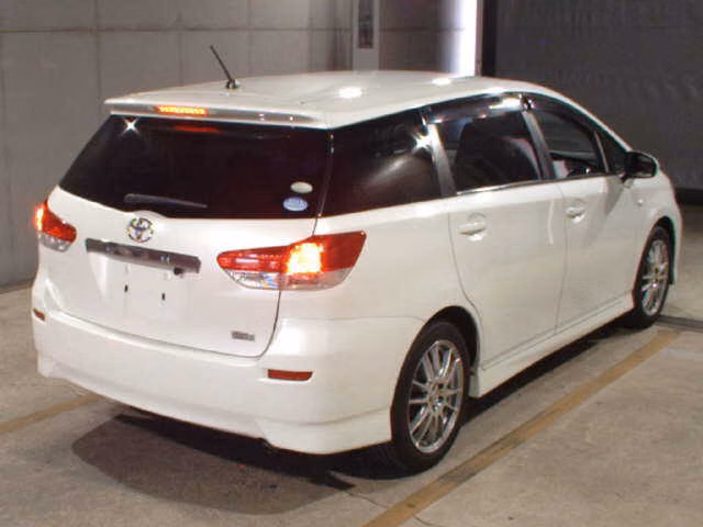 TOYOTA WISH