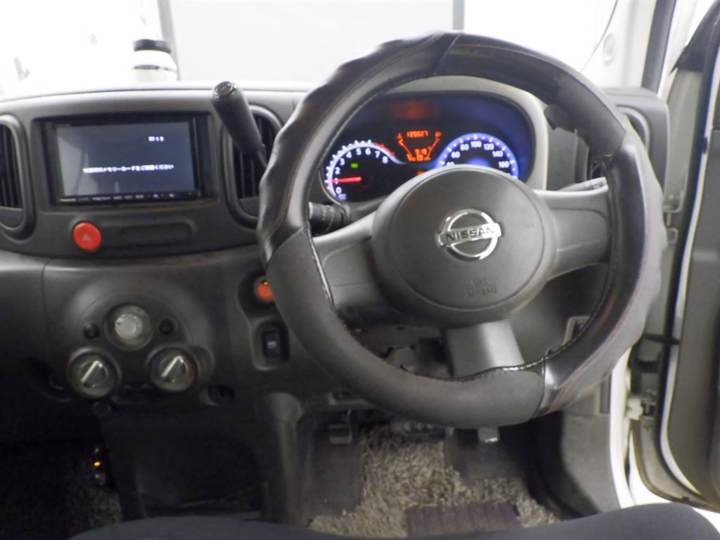 NISSAN CUBE