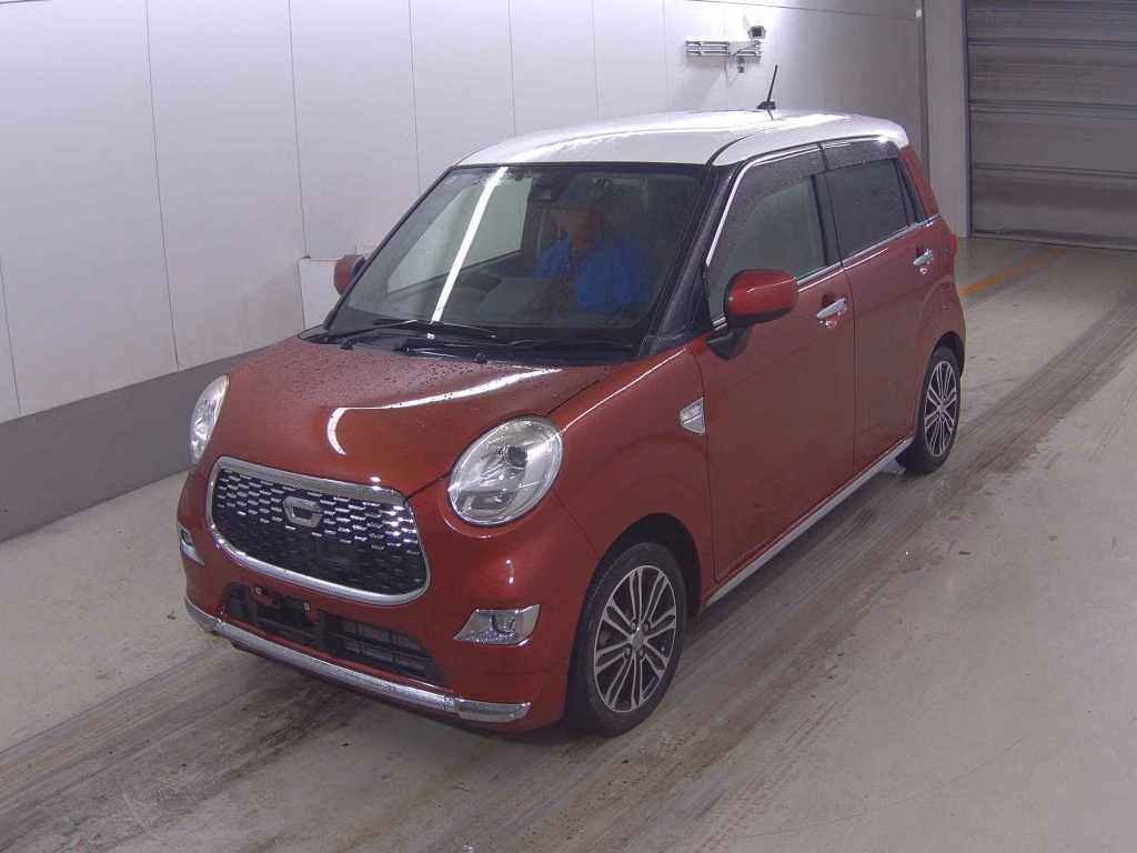 DAIHATSU CAST