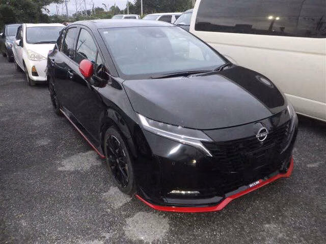 Nissan Aura