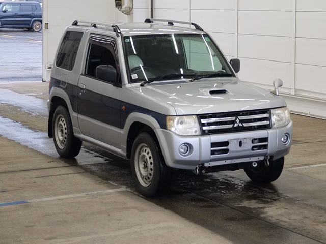 Mitsubishi Pajero Mini