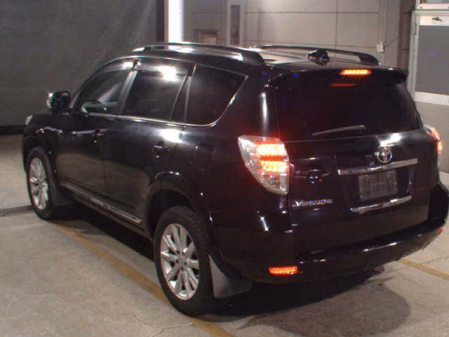 Toyota Vanguard