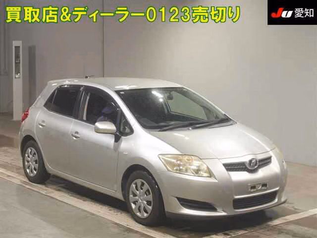 TOYOTA AURIS
