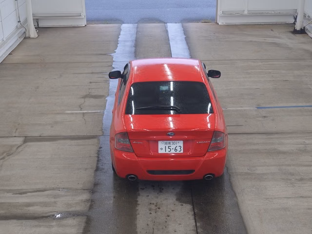 Subaru Legacy B4