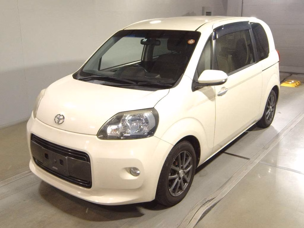 TOYOTA PORTE