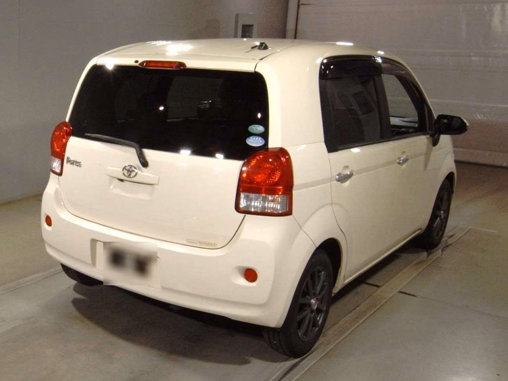 TOYOTA PORTE