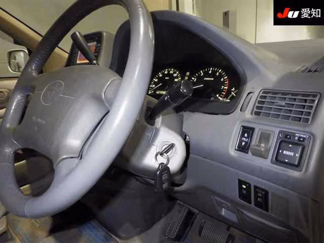 Toyota Ipsum