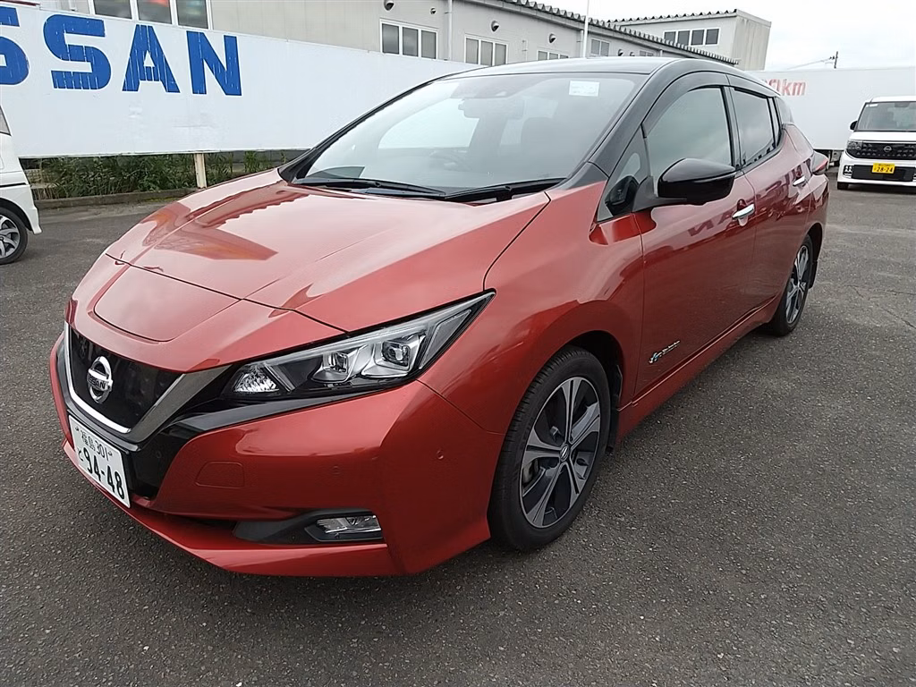 NISSAN LEAF