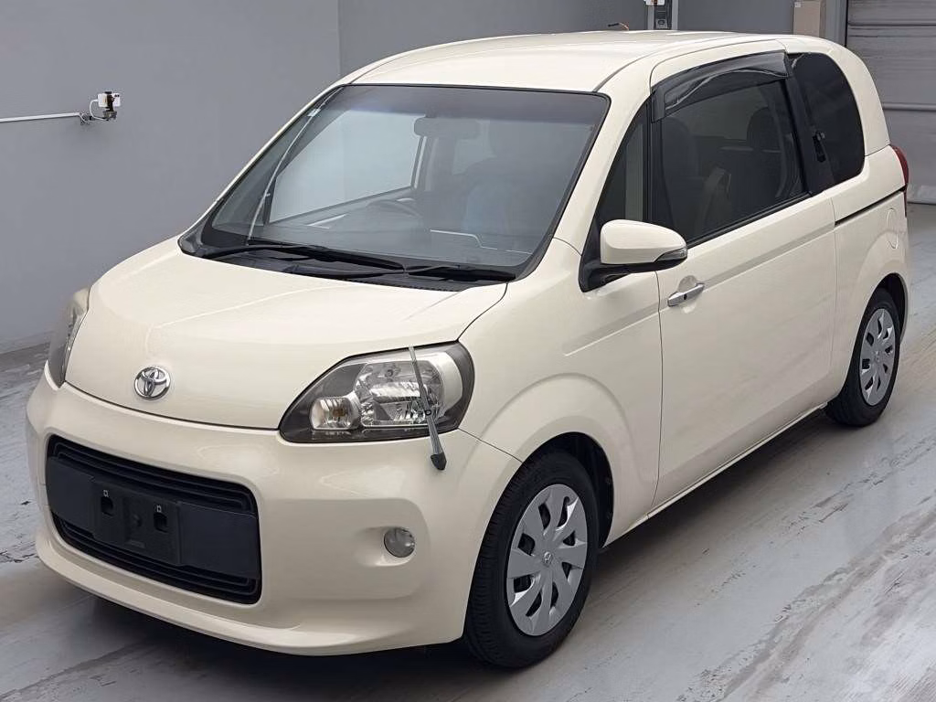 TOYOTA PORTE