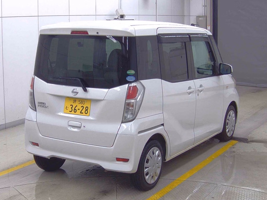 NISSAN DAYZ ROOX