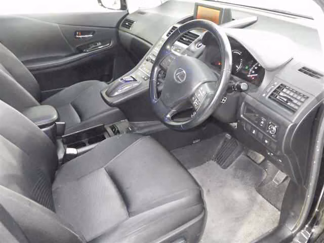 Lexus HS250h