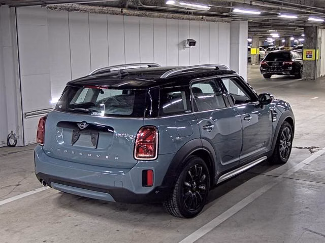 MINI CROSSOVER