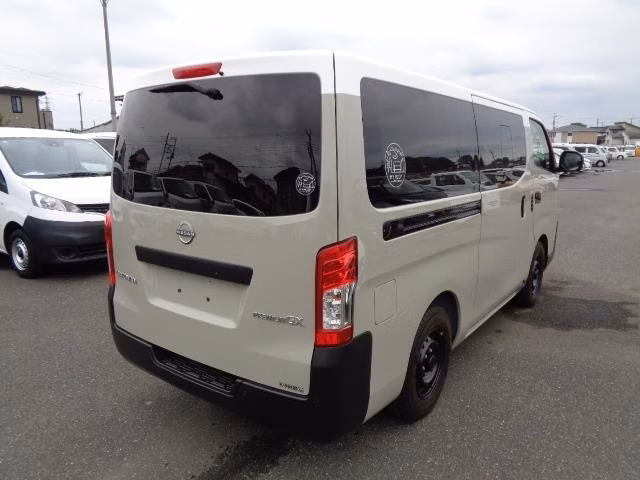 NISSAN CARAVAN