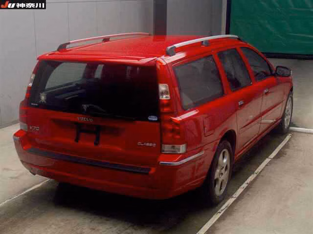 VOLVO V70