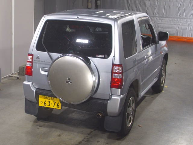 Mitsubishi Pajero Mini