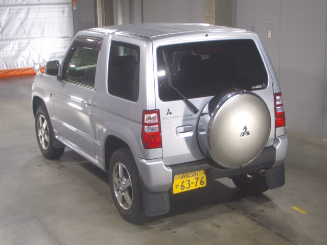 Mitsubishi Pajero Mini