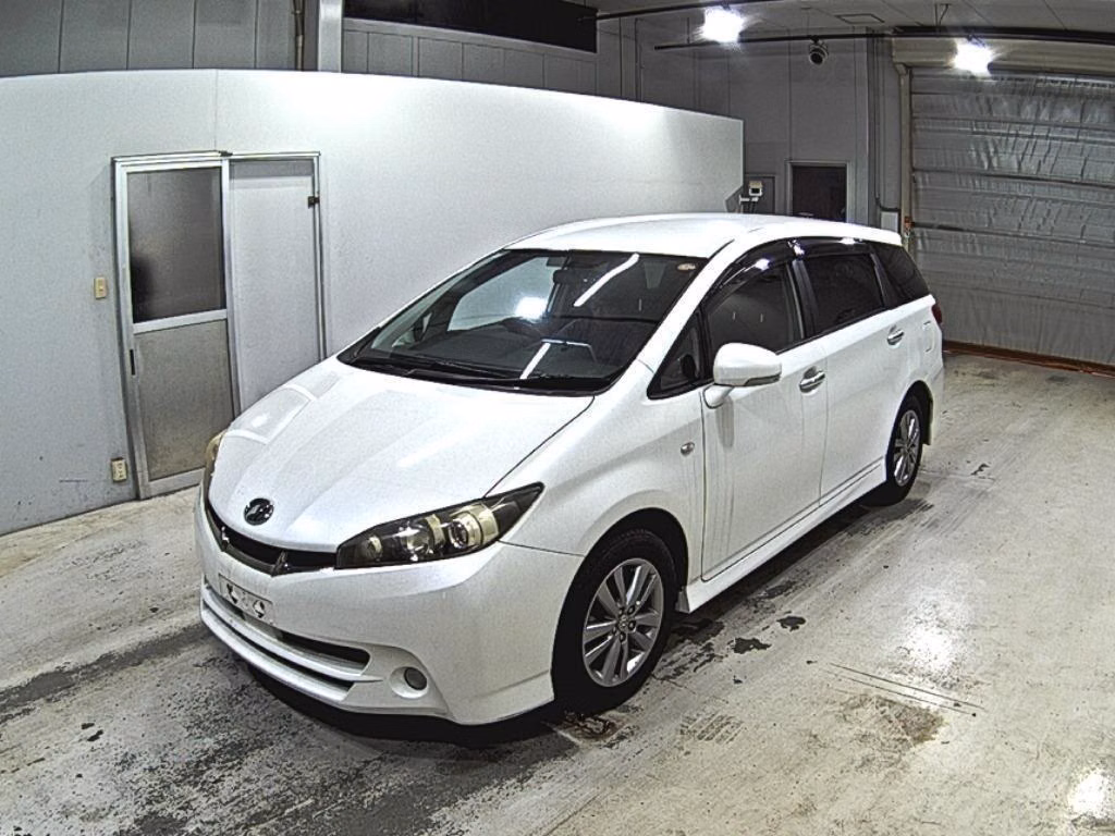 TOYOTA WISH