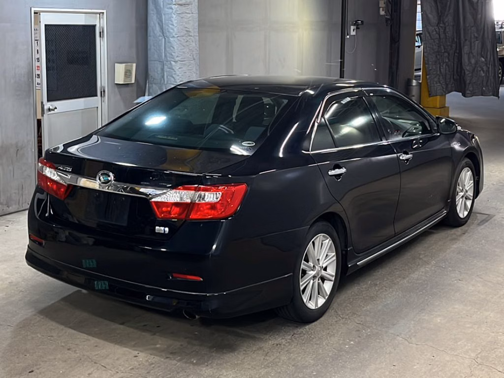 Daihatsu Altis