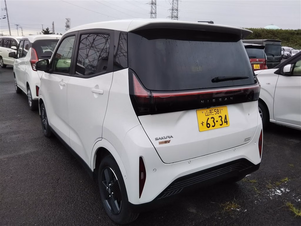 Nissan Sakura