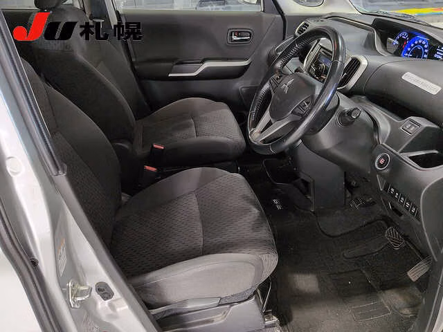 Mitsubishi Delica D:2