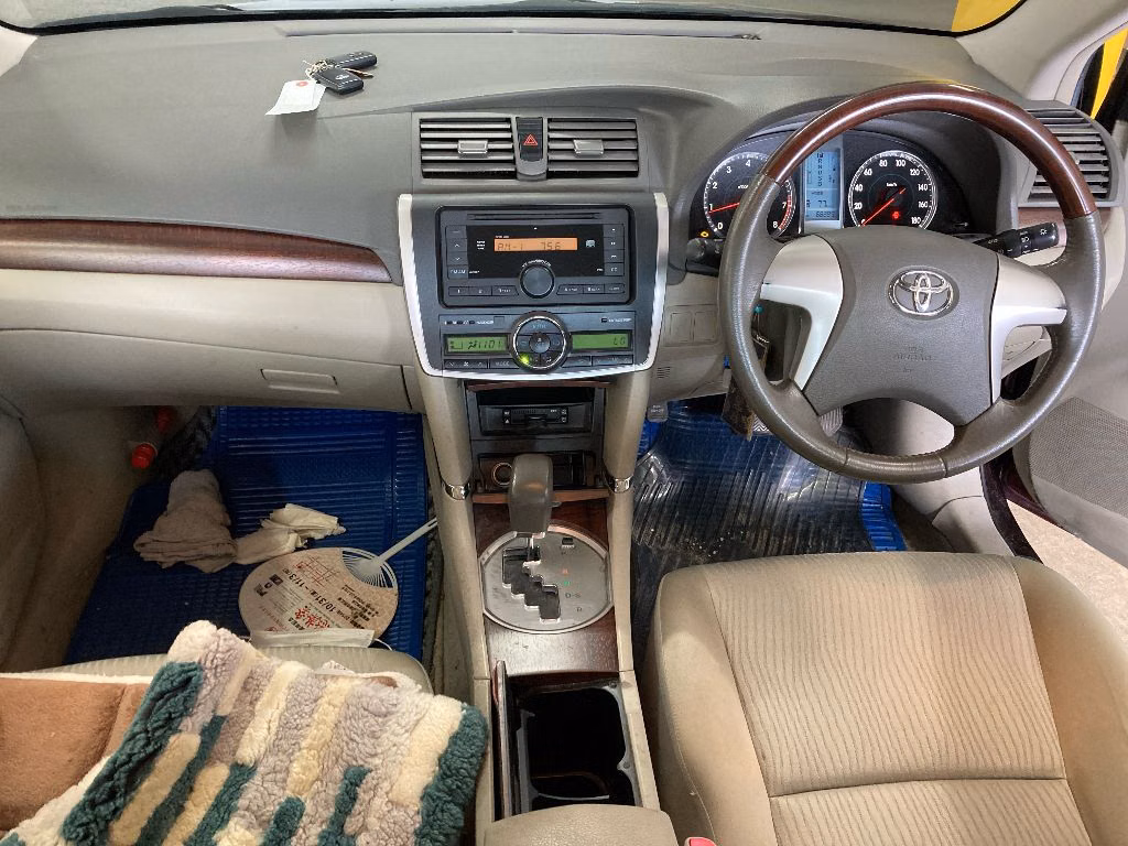Toyota Premio