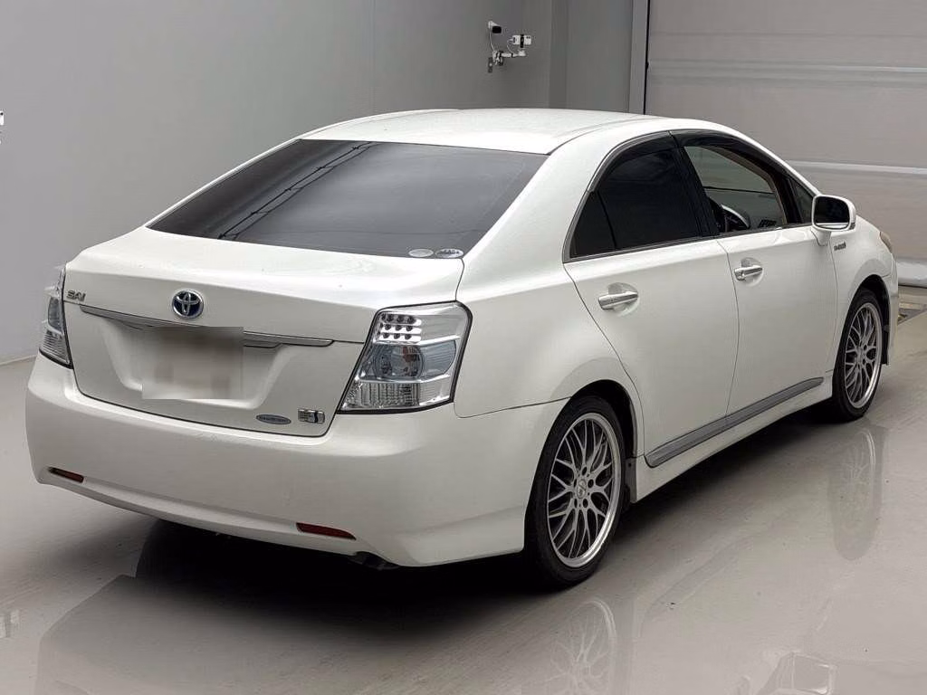 TOYOTA SAI