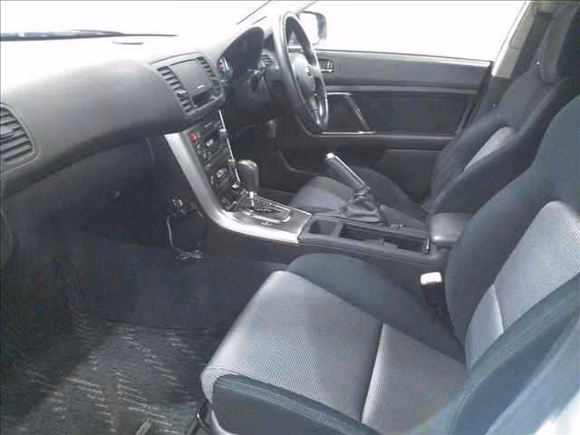 Subaru Legacy B4