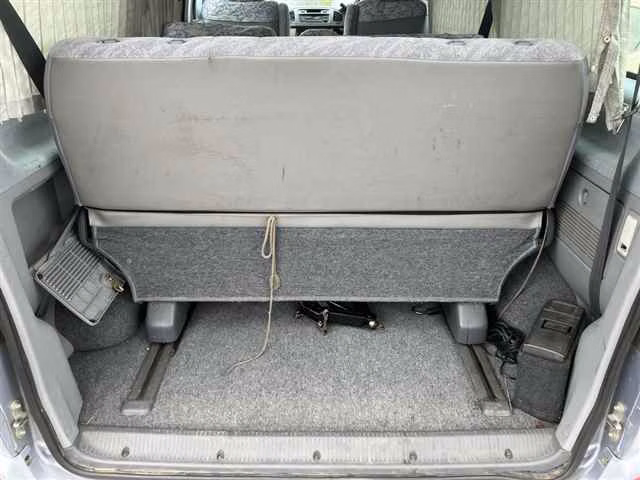 Toyota Hiace Regius