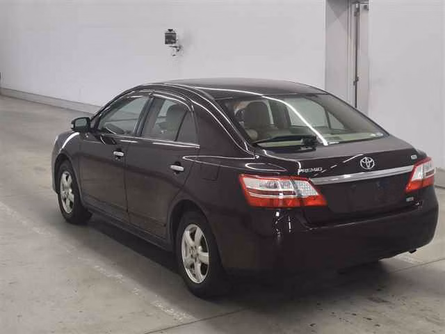 Toyota Premio