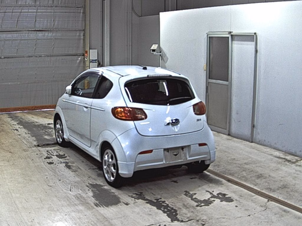 Subaru R1