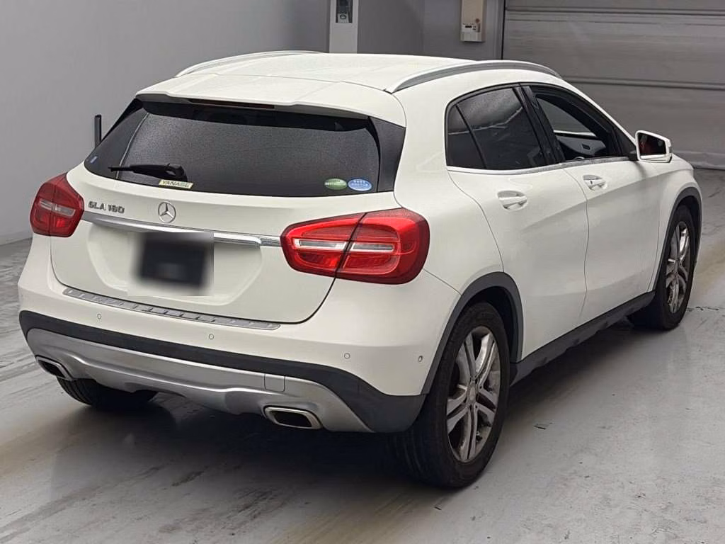 MERCEDES-BENZ GLA-CLASS