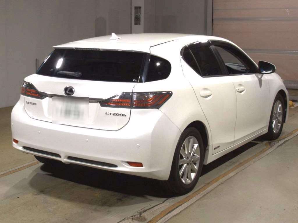 Lexus CT200h