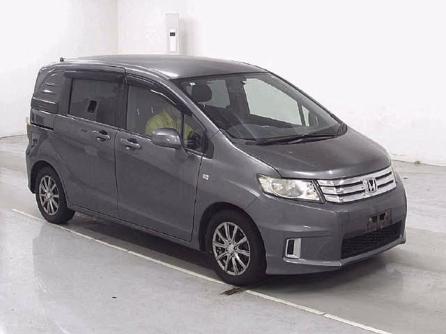 HONDA FREED SPIKE