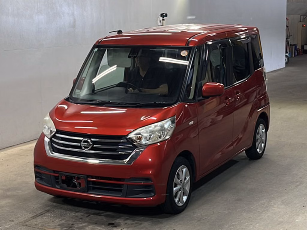 NISSAN DAYZ ROOX